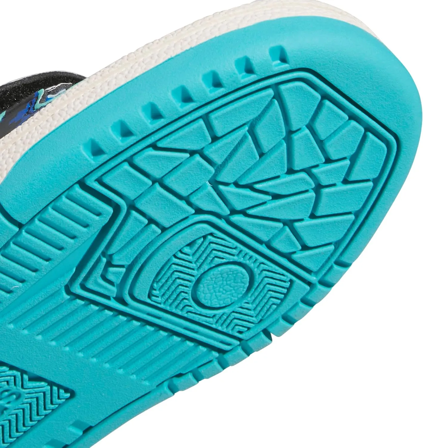 adidas Unisex-Child Break Start Elastic Lace Sneaker