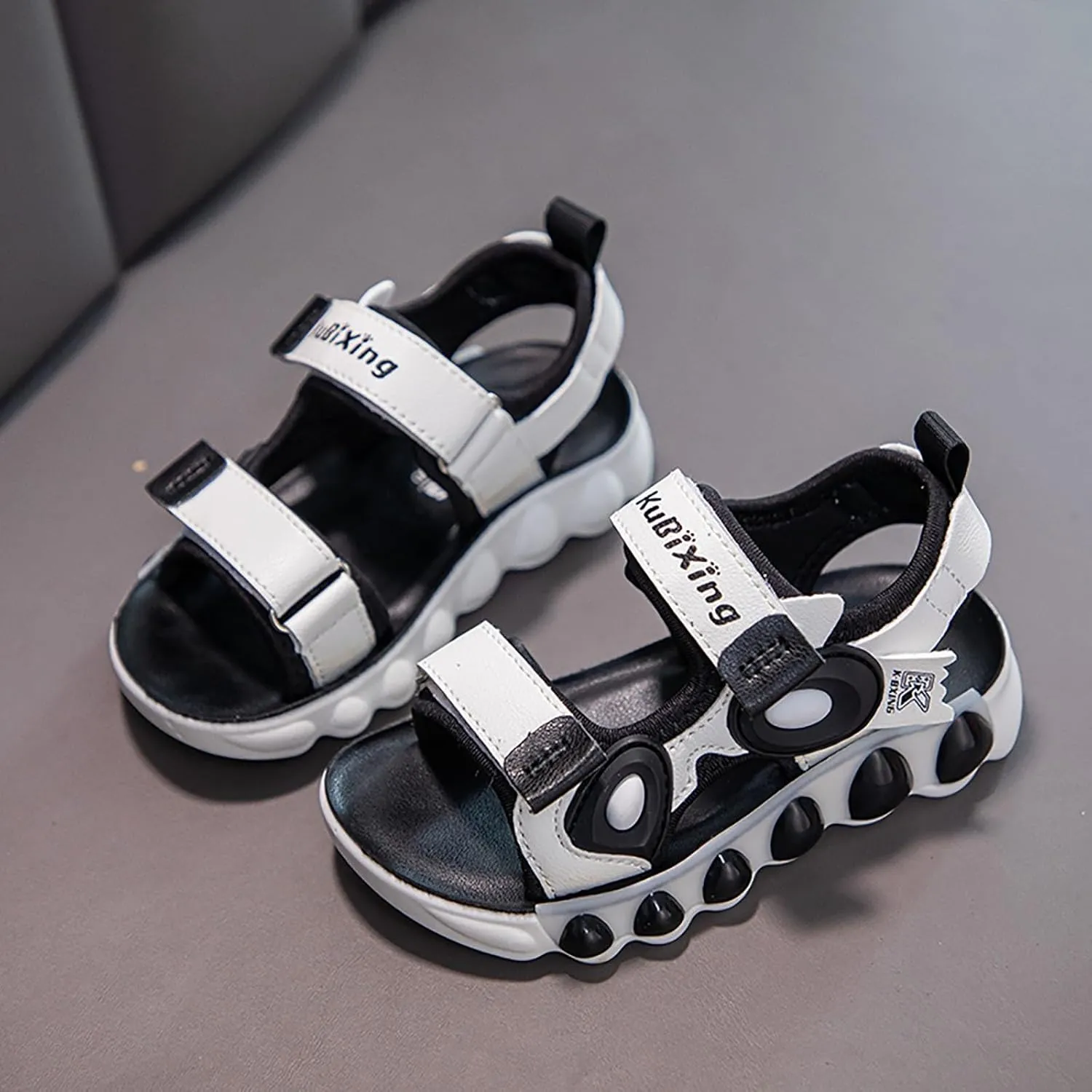 Comfortable Boys Kids Sandals Outdoor Shoes Girls Sandals Comfortable Soft Sole Open Toe Fashionable Thick Sole Beach Outdoor