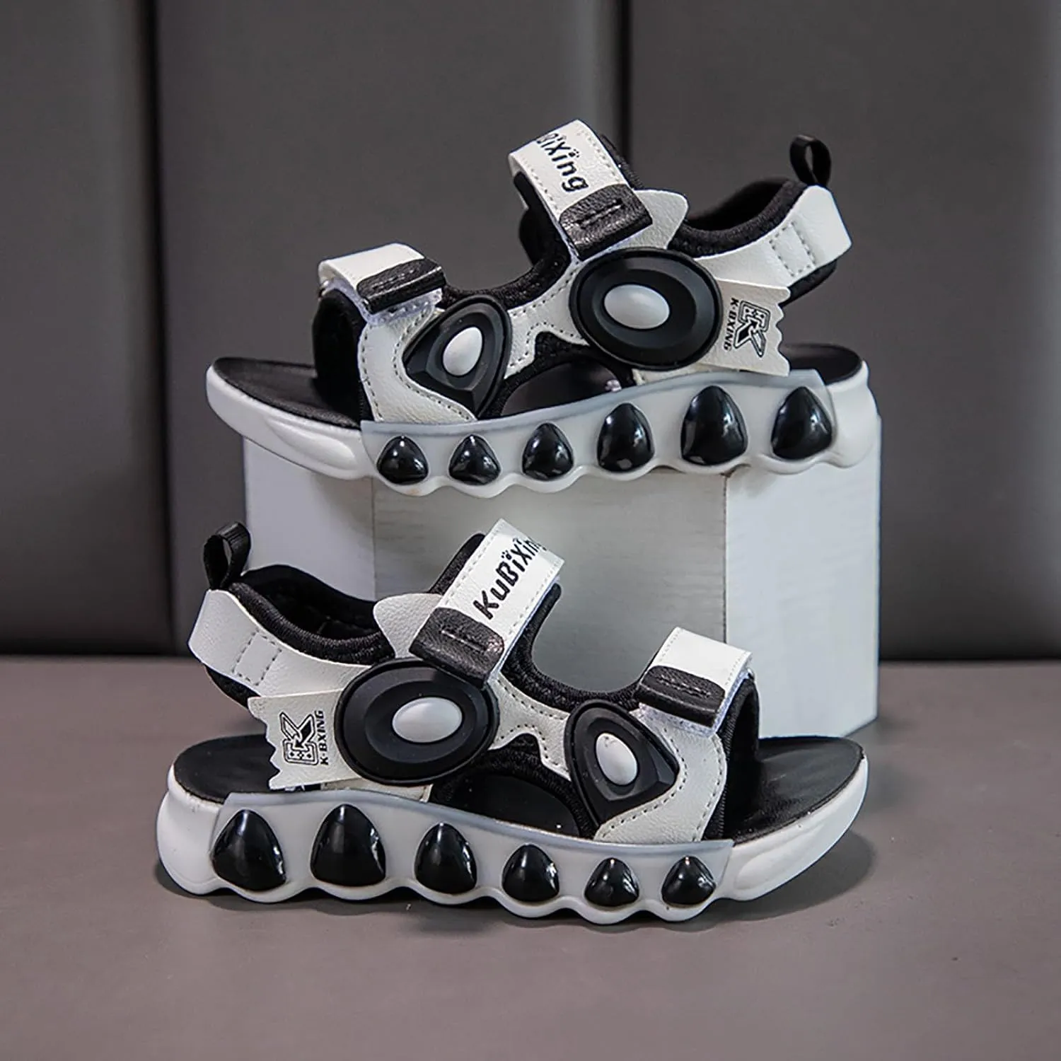 Comfortable Boys Kids Sandals Outdoor Shoes Girls Sandals Comfortable Soft Sole Open Toe Fashionable Thick Sole Beach Outdoor
