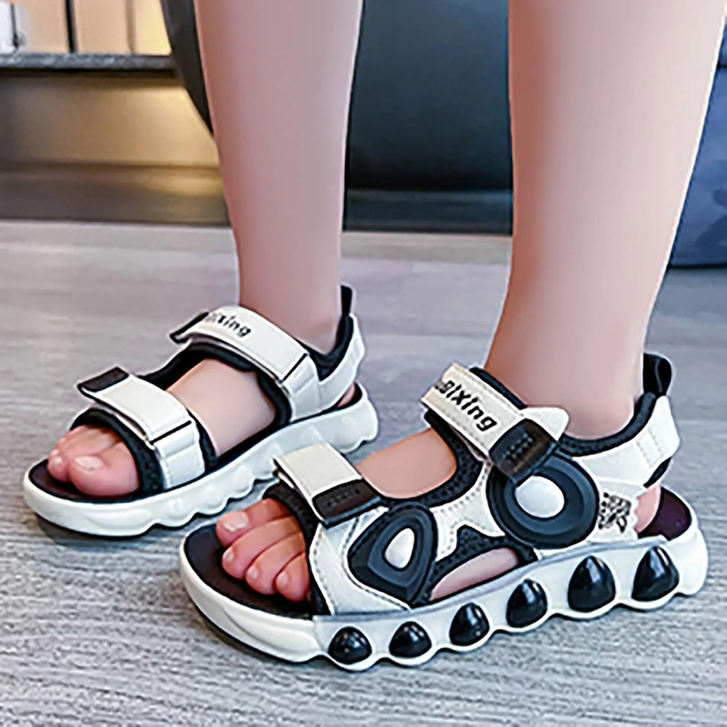 Comfortable Boys Kids Sandals Outdoor Shoes Girls Sandals Comfortable Soft Sole Open Toe Fashionable Thick Sole Beach Outdoor