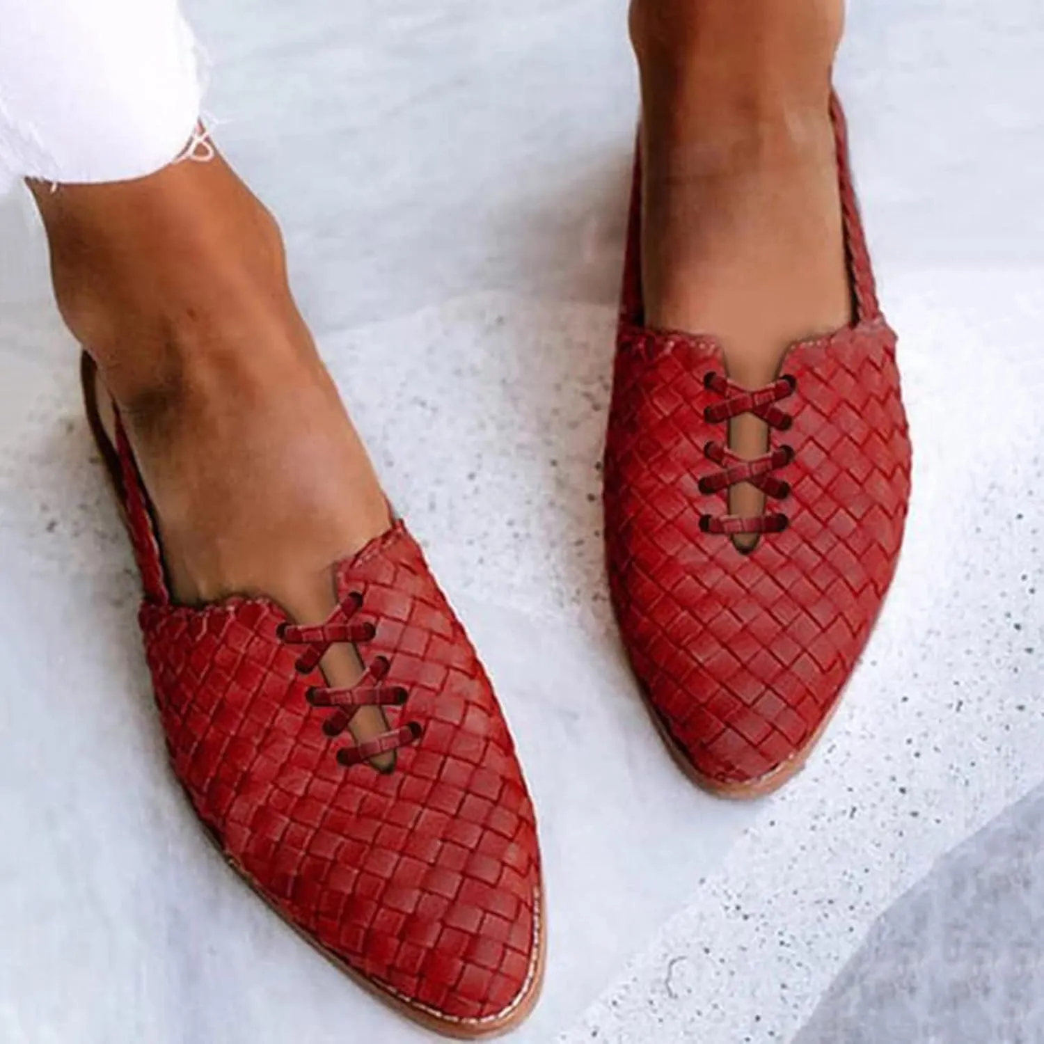Cutout Sandal for Women Fashion Pointed Toe Closed Toe Weave Strap Buckle Casual Flat Sandalias Summer Comfortable Low Heel Slides Mules Shoes