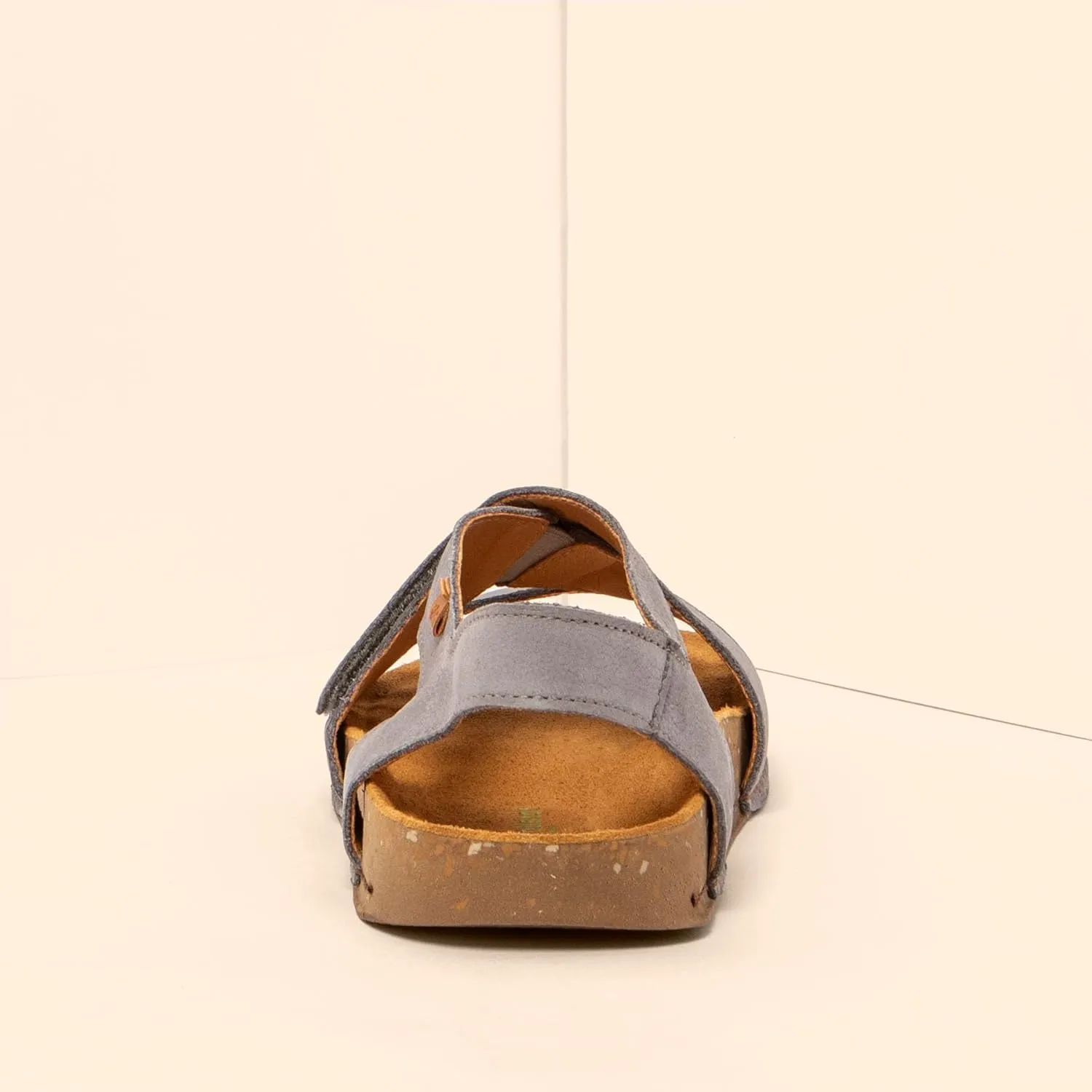El Naturalista Unisex's Classic Flat Sandal