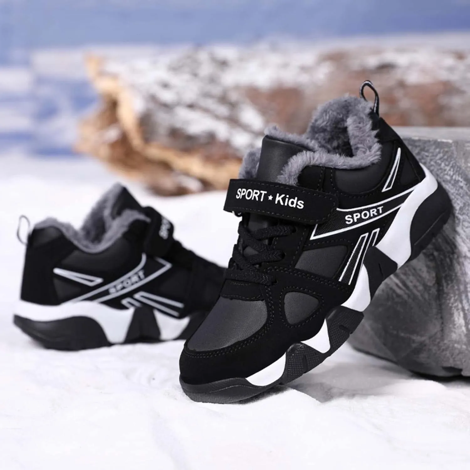 Eliogn Boys Winter Sneakers Faux Fur Ankle Booties Unisex Kids Warm High Top Traines Sport Shoes (Big Kid/Little Kid)