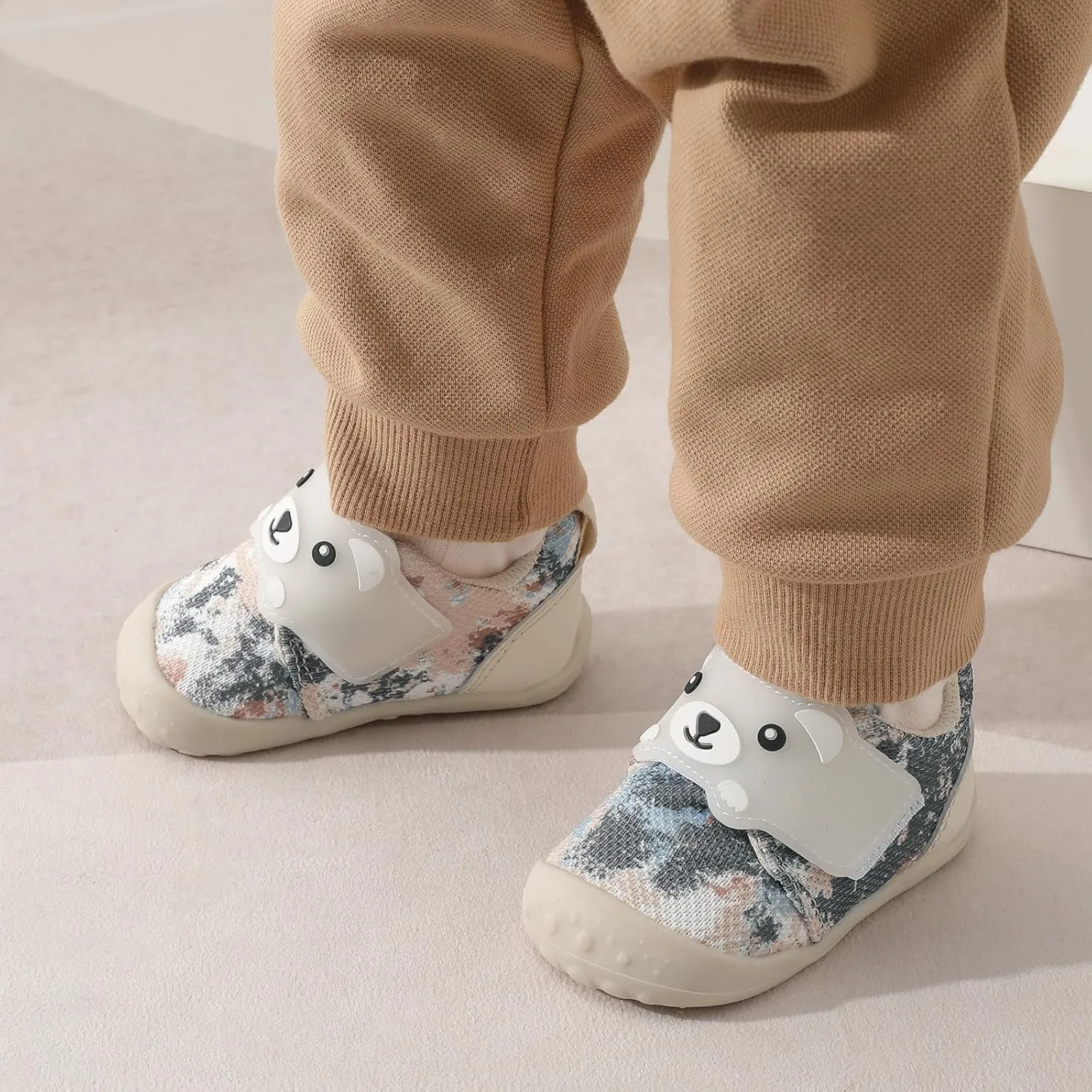 FEETCITY Baby Walking Shoes Wide Baby Shoes Boys Girls Infant Sneakers Crib Shoes Breathable Toddler Barefoot Shoes Slip On Shoes