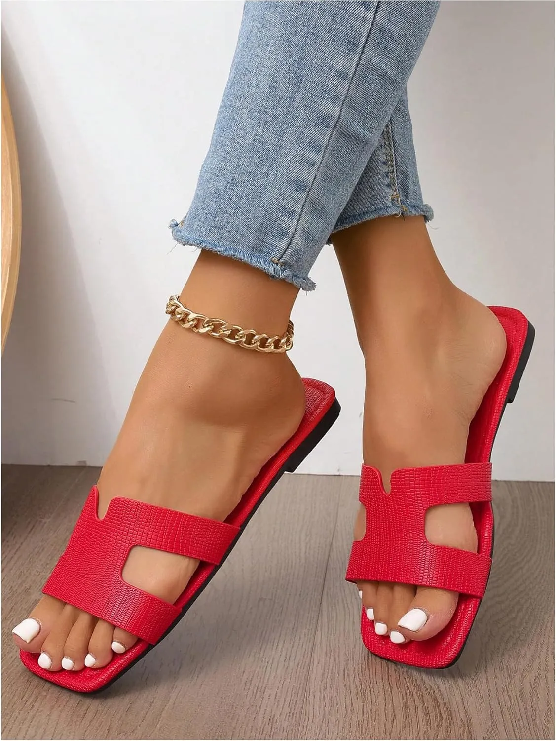 GORGLITTER H Sandals Cut Out Flat Sandals Women Dressy Flat Cross Strap PU Leather Flat