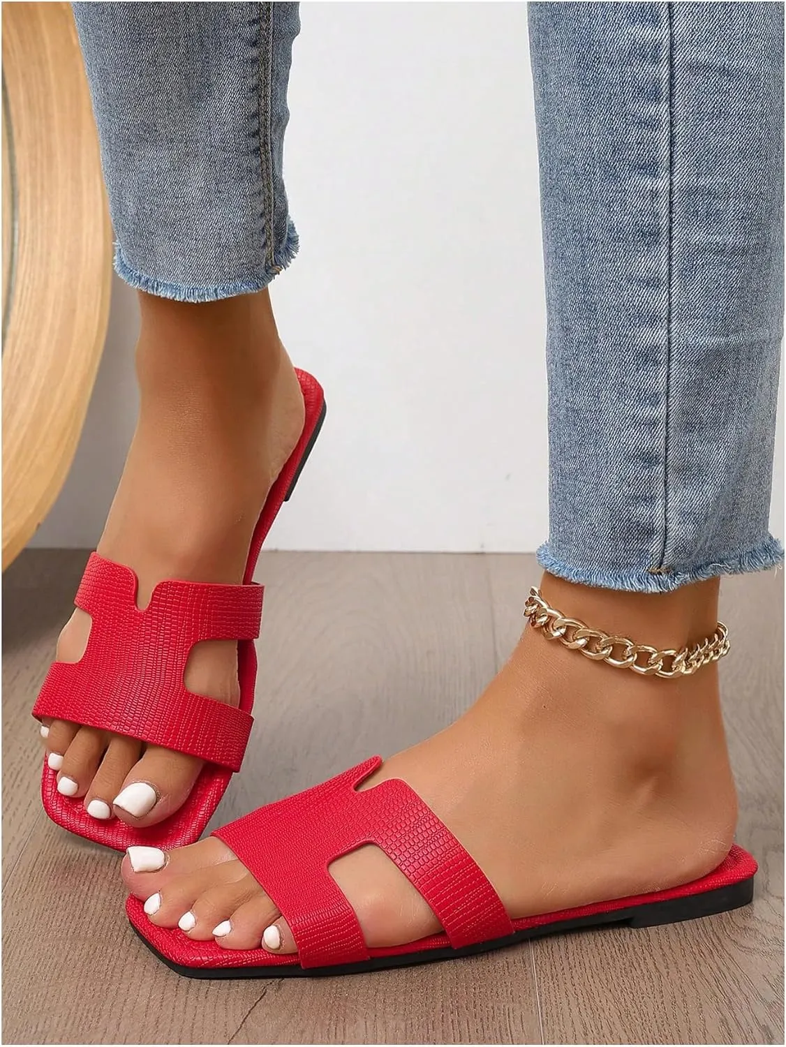 GORGLITTER H Sandals Cut Out Flat Sandals Women Dressy Flat Cross Strap PU Leather Flat