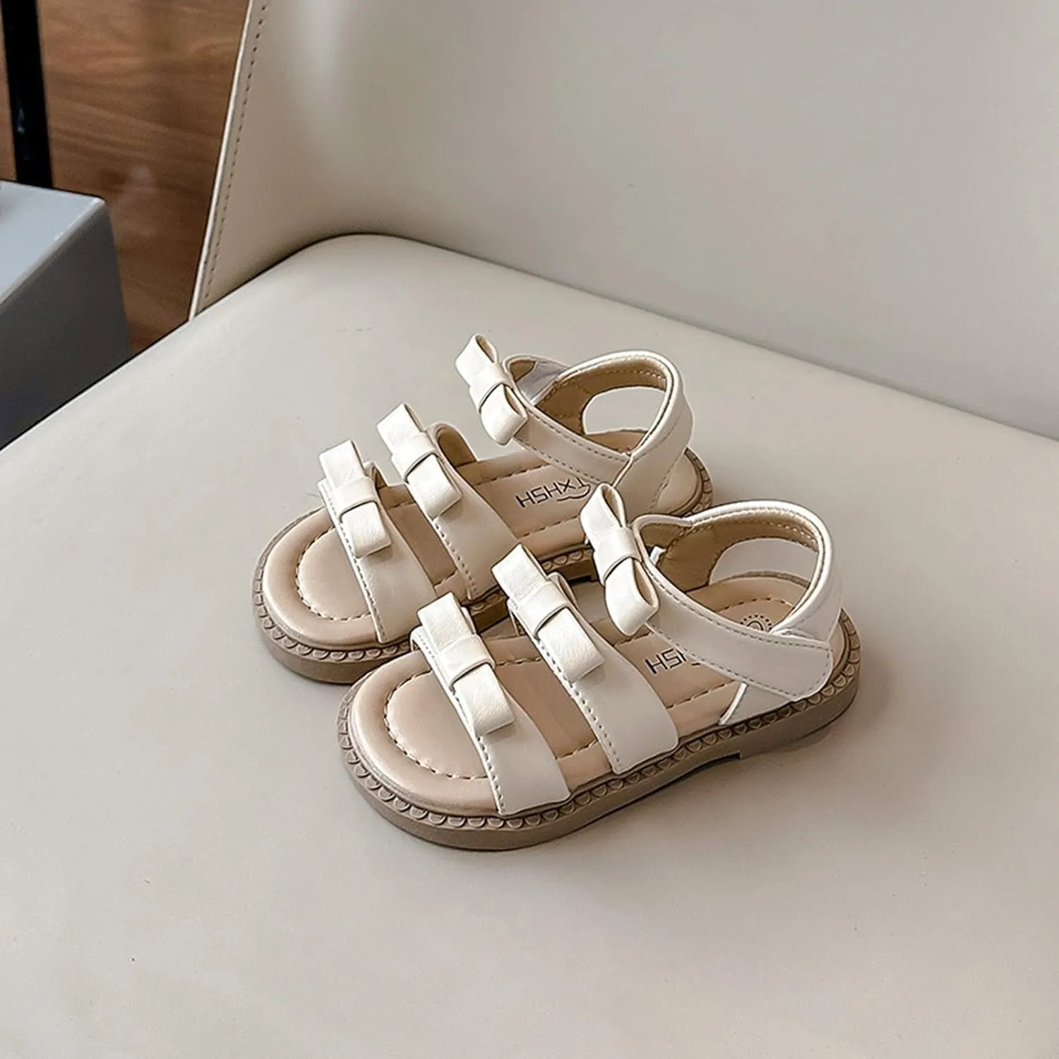 Kids Clear Glitter Jelly Sandal Girls Comfortable Sandals Summer New Childrens Bow Soft Bottom Shoes