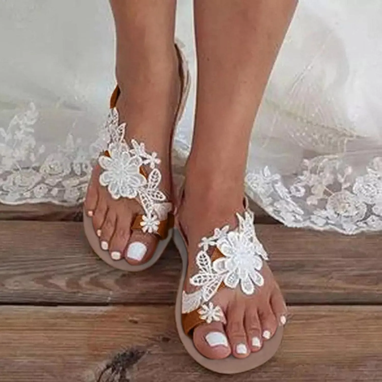 Lace Sandals for Women 2025 Dressy Summer Flat Clip Toe Casual Lace Floral Beach Comfy Shoes,Summer Dressy Elegant Toe Ring Roman Sandals for Wedding Bride