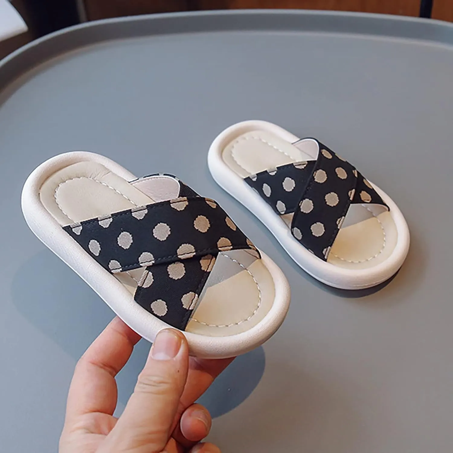 Little Girls Rubber Sandals Polka Dot Soft Casual Shoes Open Toe Outside Wear Slippers Big Girls Sandals