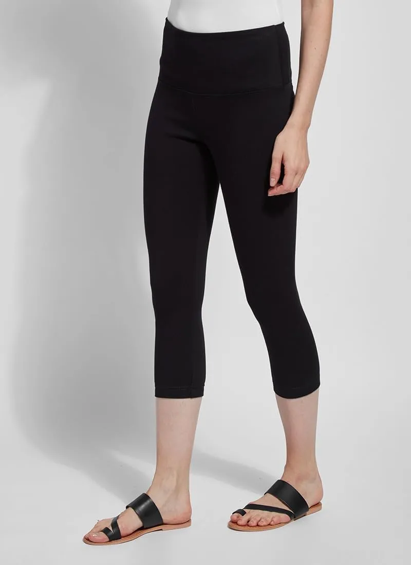 Lyssé Denim Capri Leggings - Capri Jeggings for Women with Concealed Waistband and Soft, Stretch Fabric