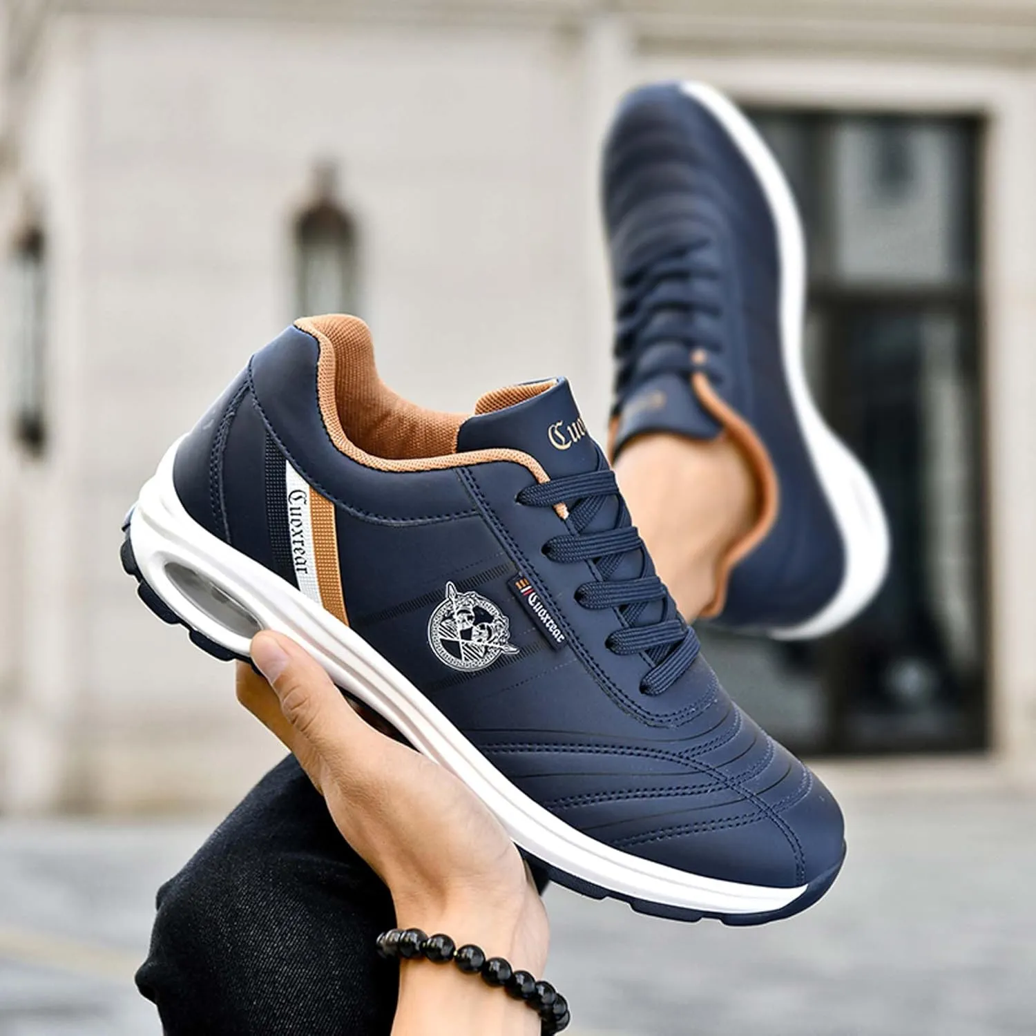 Men's Fall and Winter Fashion Street Casual Shoes Big Size Air Cushion Sneakers
