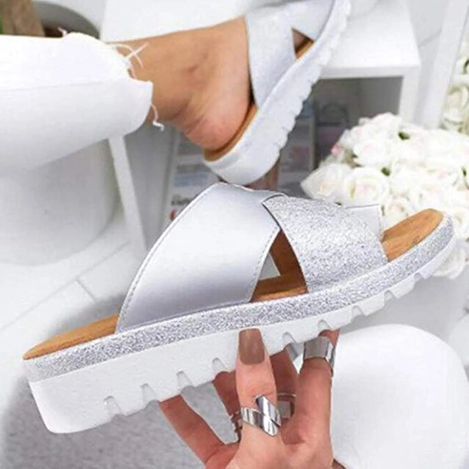 Non-Slip Wedge Sandals for Women Summer Casual Colorblock Cross Strap Slip-on Slippers Comfortable Open Toe Outdoor Home Beach Shoes Flip Flops