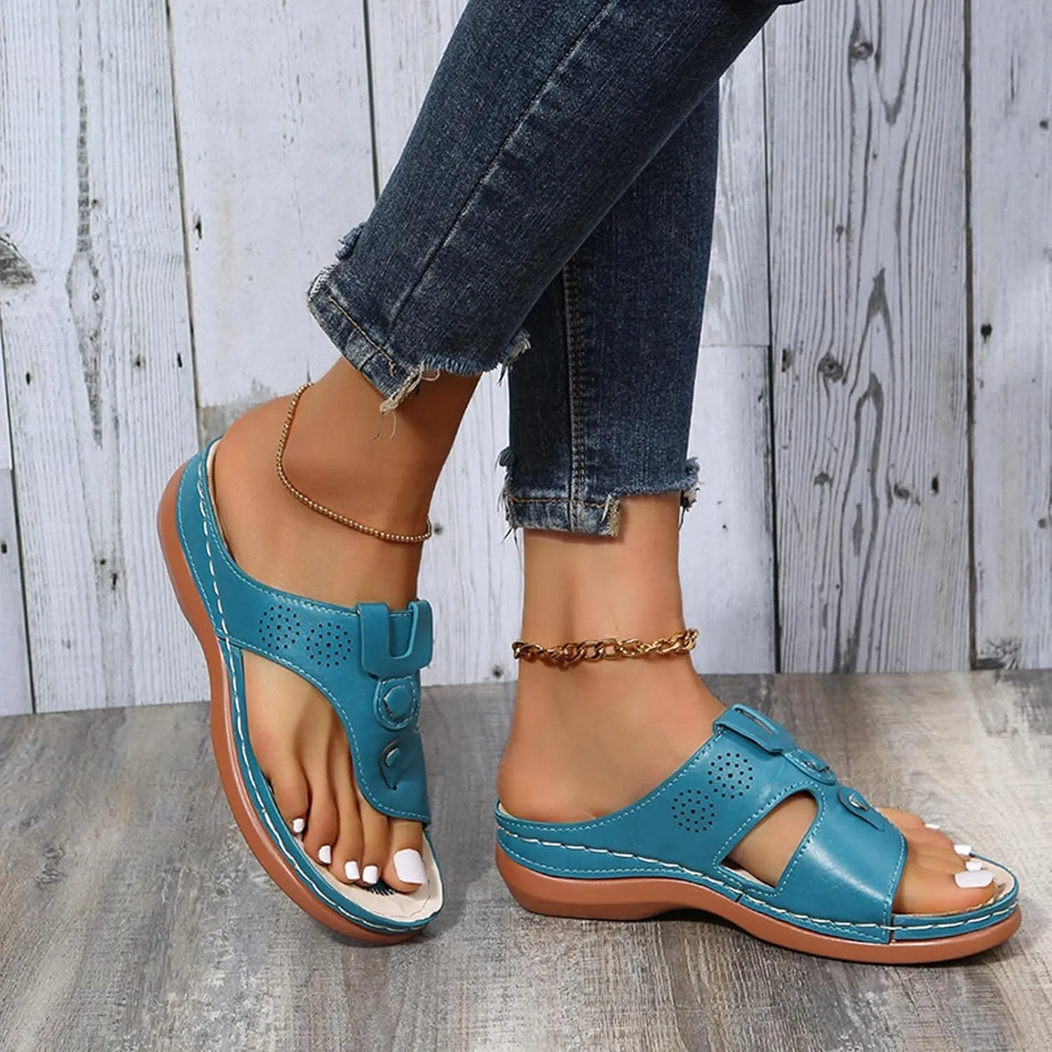 oiangi Comfortable Sandals for Women Wedge Heel Summer Fashion Casual Clip Toe Slip-on Platform Flip Flops Solid Ladies Outdoor Beach Shoes Slipper