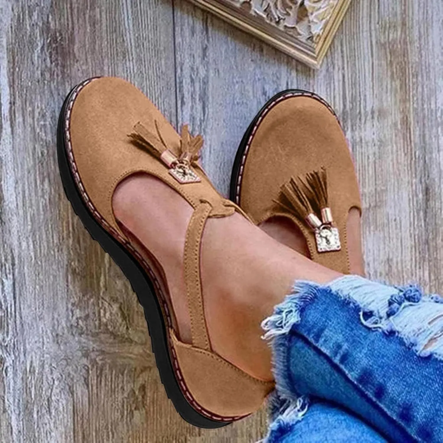 oiangi Fringed Sandals for Women Casual Summer Round Toe Closed Toe Buckle Tassel Flats Solid Comfortable Ladies Outdoor Non-Slip Shoes Sandalias