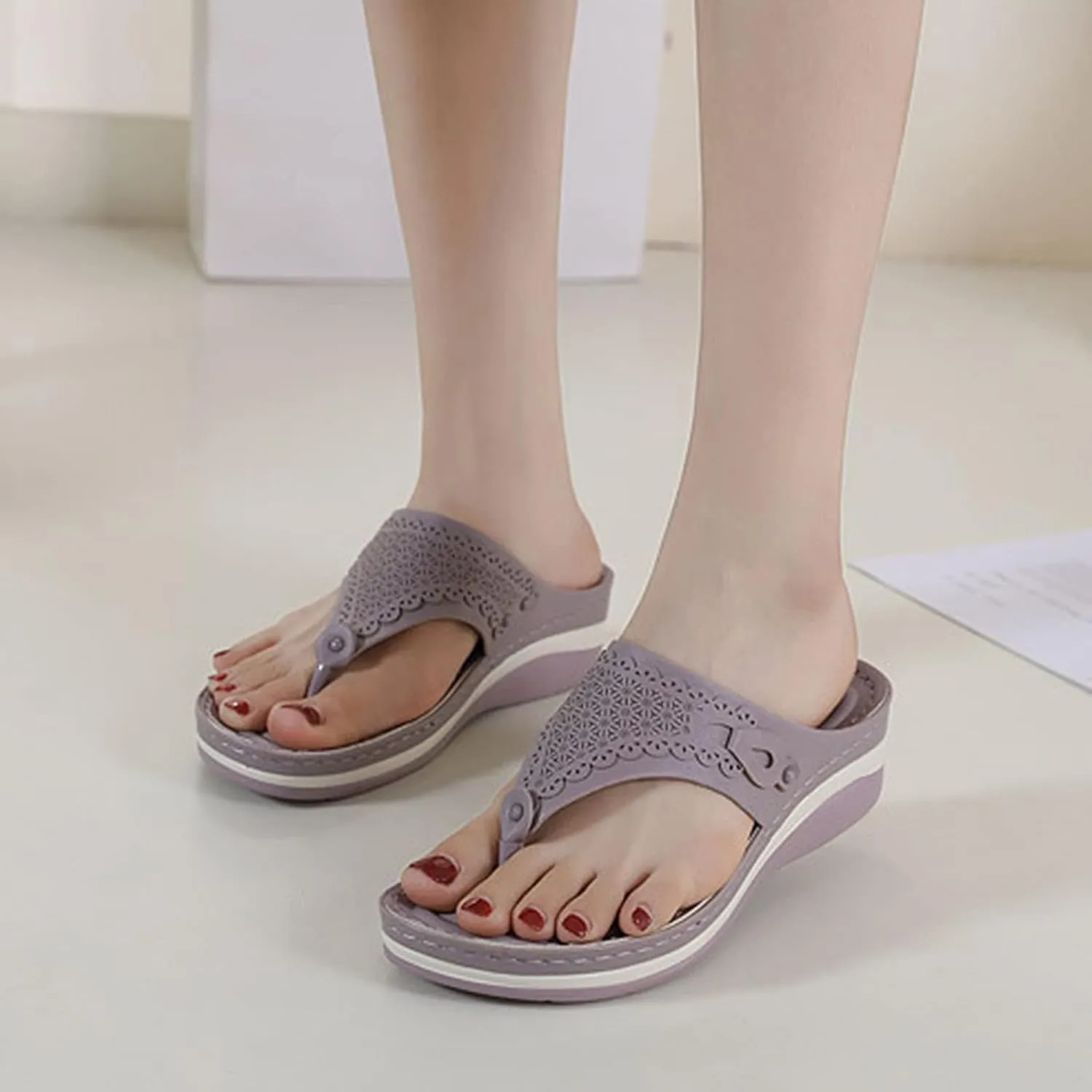 oiangi Summer Womens Clip Toe Flip Flops Sandals Fashion Casual Thong Strap Slip-on Wedge Slipper Lightweight Comfy Massage Soft Bottom Beach Shoes
