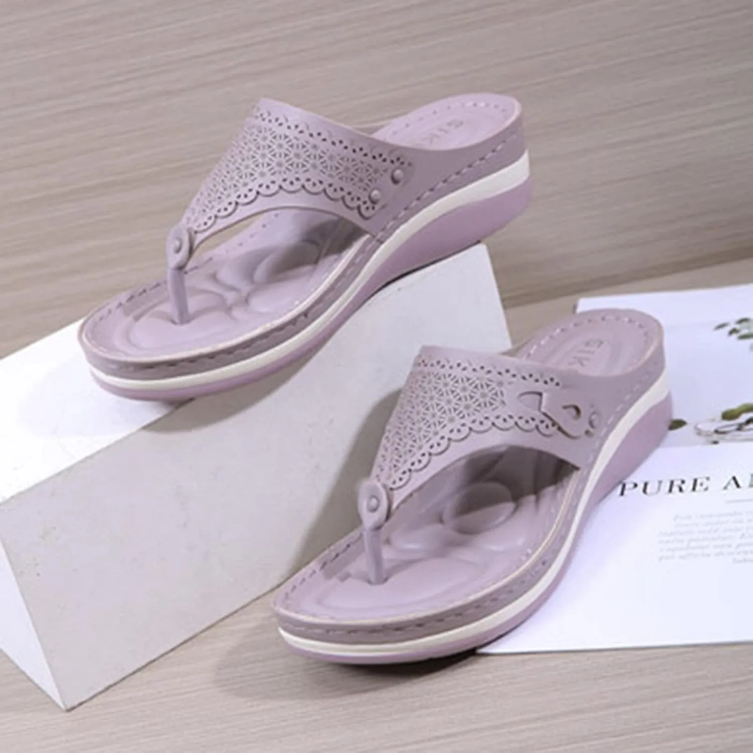 oiangi Summer Womens Clip Toe Flip Flops Sandals Fashion Casual Thong Strap Slip-on Wedge Slipper Lightweight Comfy Massage Soft Bottom Beach Shoes