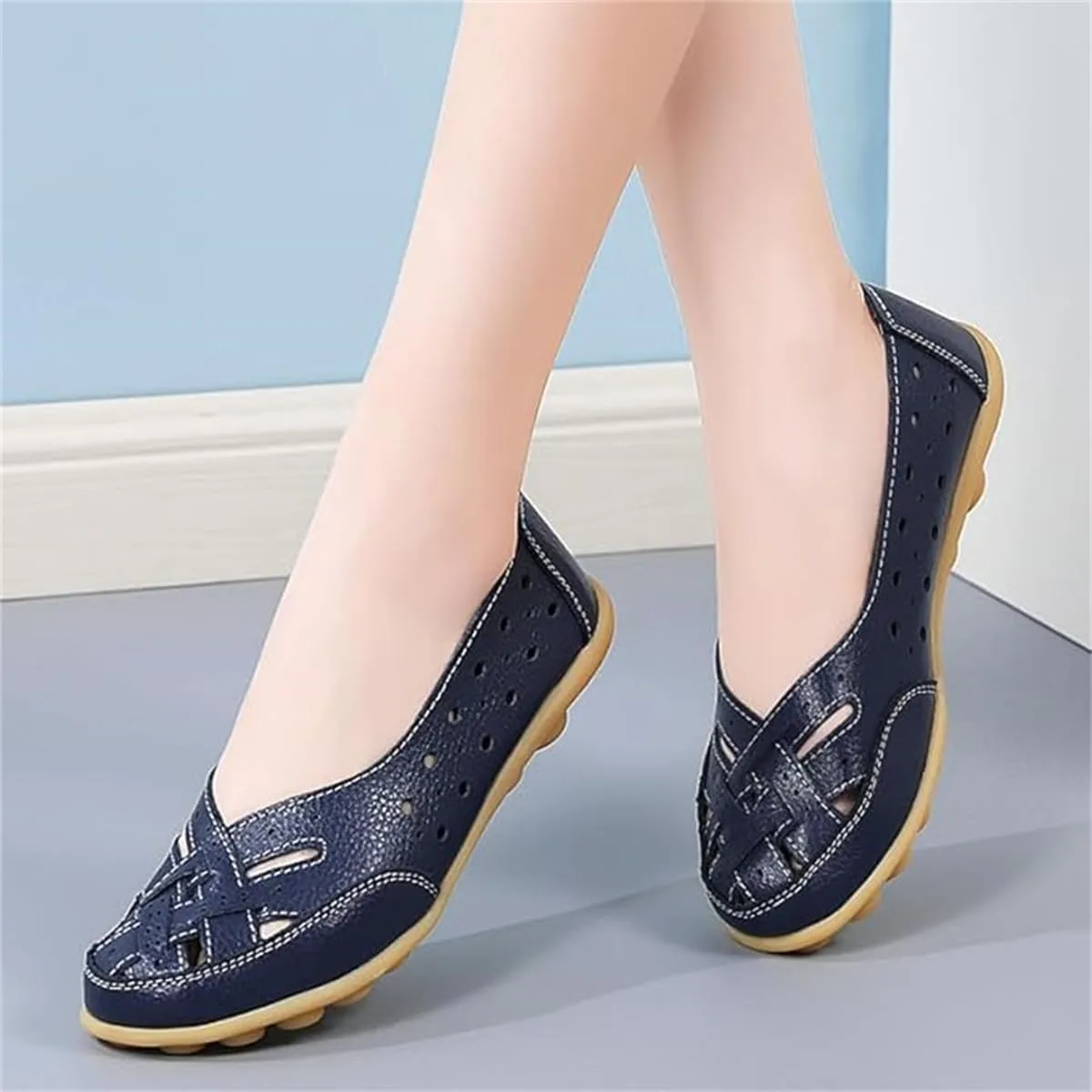 Orthopedic Loafers in Breathable Leather,Womens Casual Soft Sole Hollow Slip On Flat Shoes,Fashion Closed Toe Boat Shoes