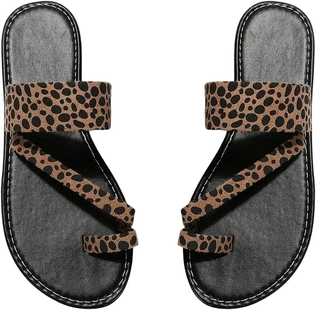 OYOANGLE Women's Leopard Print Toe Ring Sandals Strappy Open Toe Slip On Flat Casual Outdoor Sandals