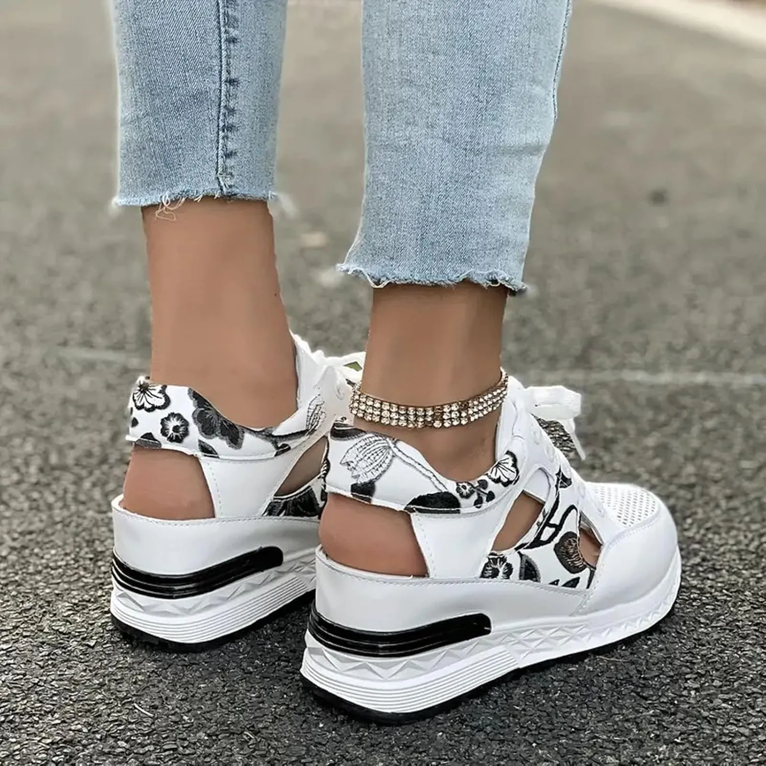 Sandals for Women 2025 Dressy Lace-Up Sneakers Hollow Out Breathable Mesh Non-Slip Summer Shoes Summer Sport Walking