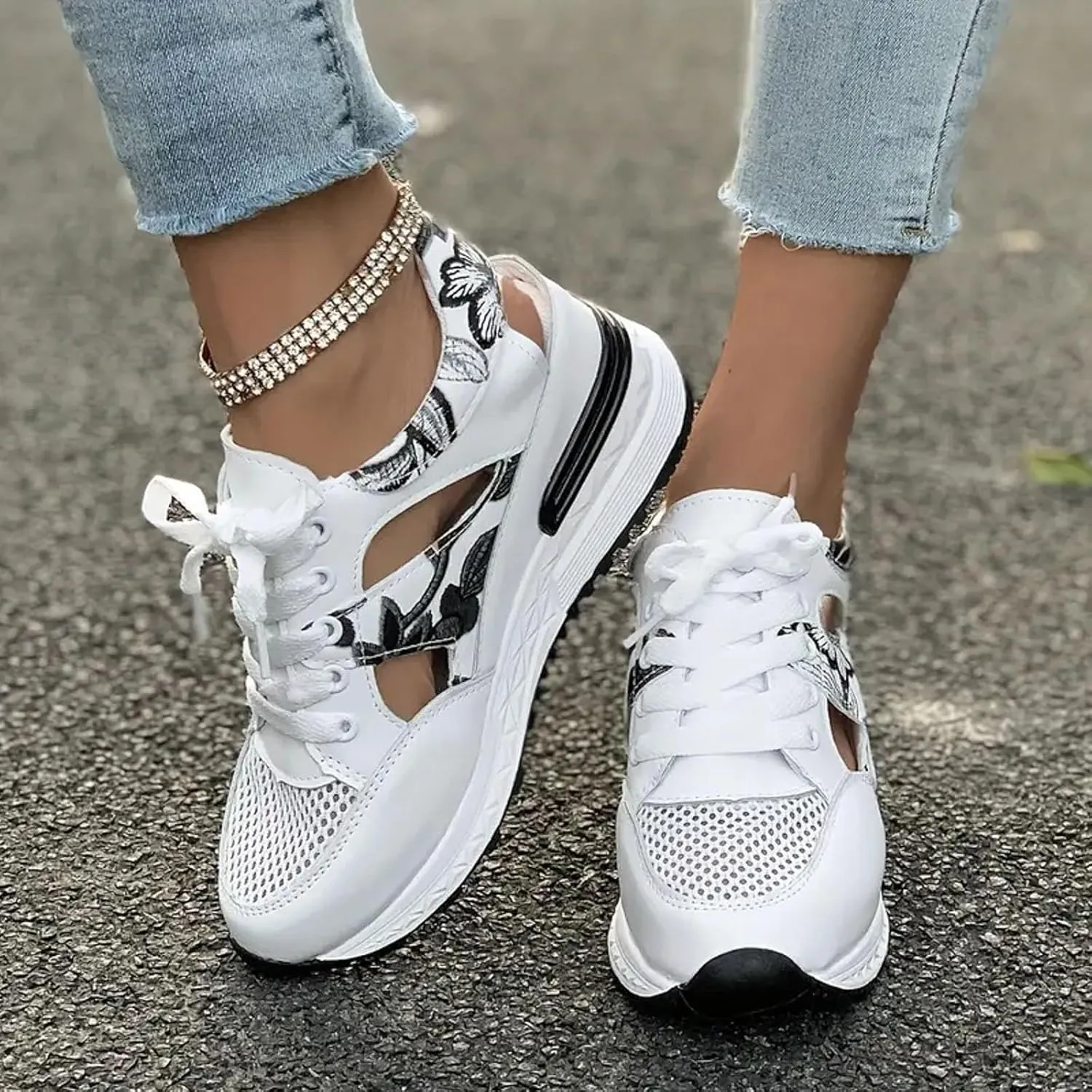 Sandals for Women 2025 Dressy Lace-Up Sneakers Hollow Out Breathable Mesh Non-Slip Summer Shoes Summer Sport Walking