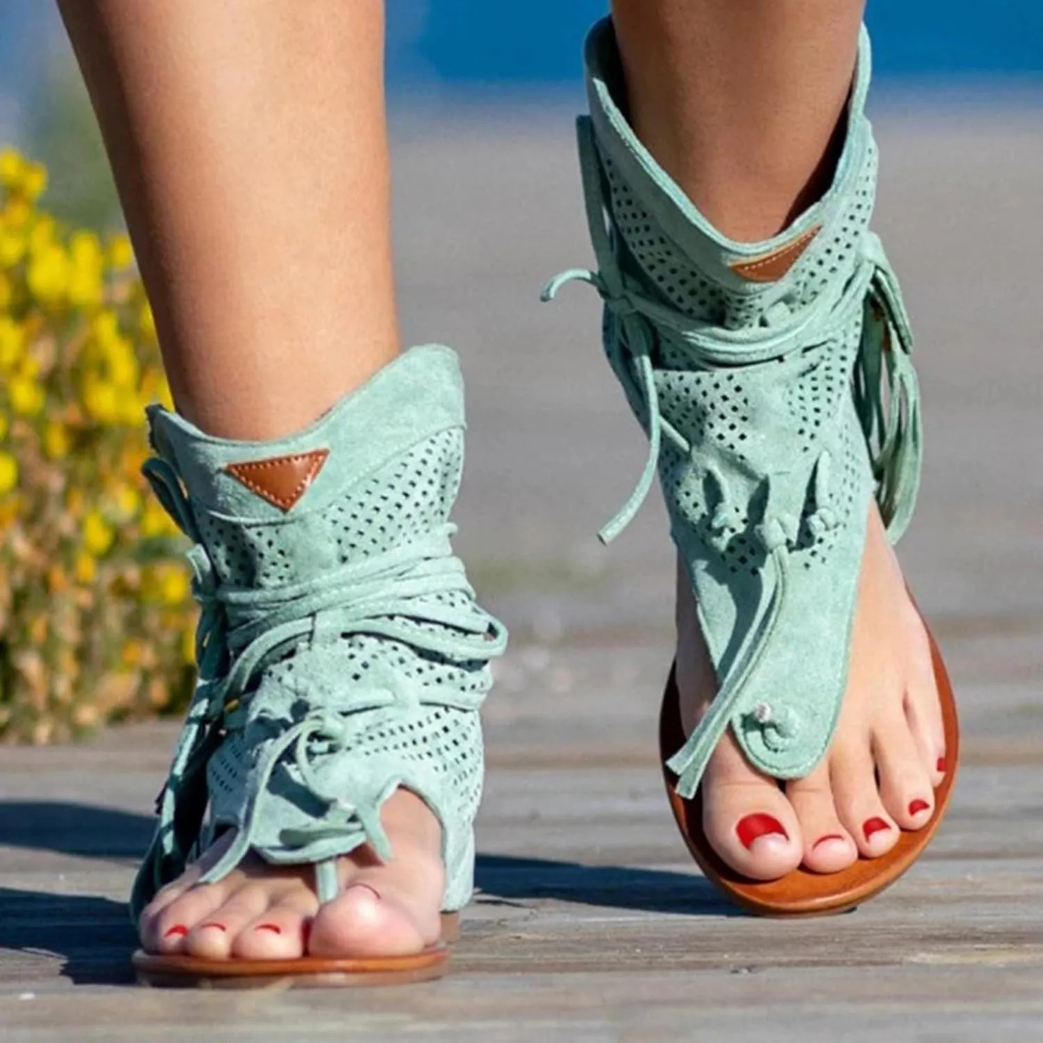 Sandals for Women Dressy Summer Flat Vintage Clip Toe Flip Flops Boho Fringe Tassel Sandals 2023 Bohemian Retro Casual Roman Beach Shoes Boots