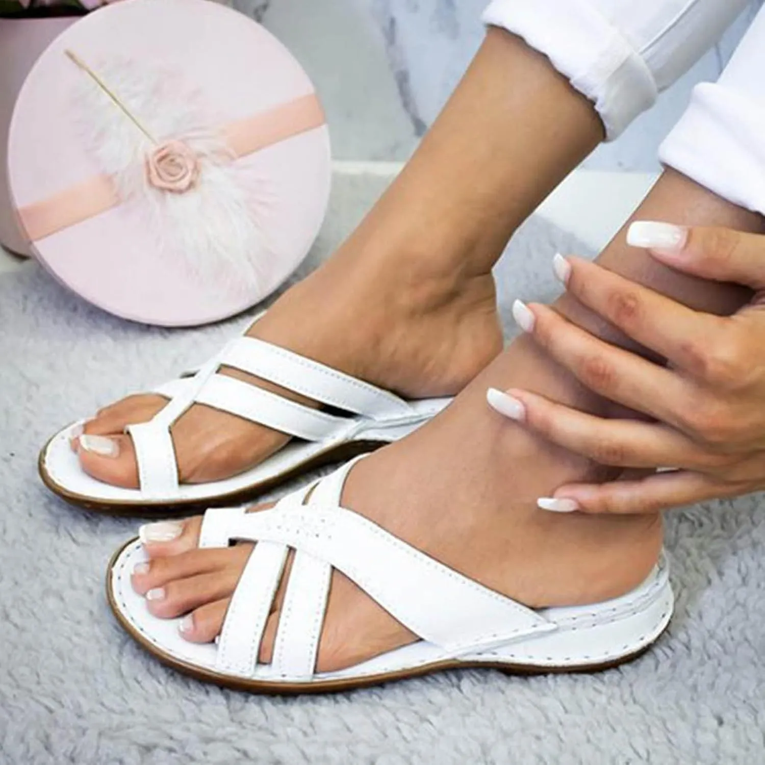 SuanlaTDS Wedge Sandals for Women Platform Flip Flops with Arch Support Comfortable Toe Ring Slip On Slide Orthopedic Sandals Casual Summer Beach Open-toe High Heels Wedges Sandals