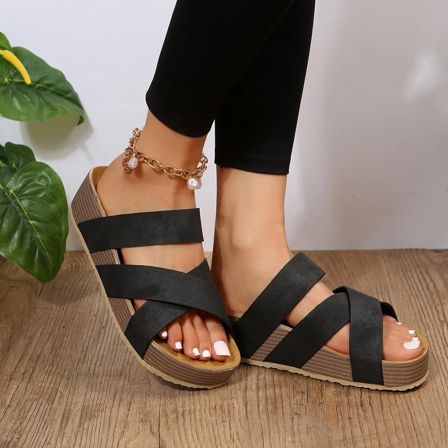 SuanlaTDS Women's Platform Sandals 2025 Comfortable Crisscross Open Toe Summer Flat Low Heels Slip On Slides Beach Walking Shoes Bohemian Outdoor Casual Dressy Thich Sole Slippers