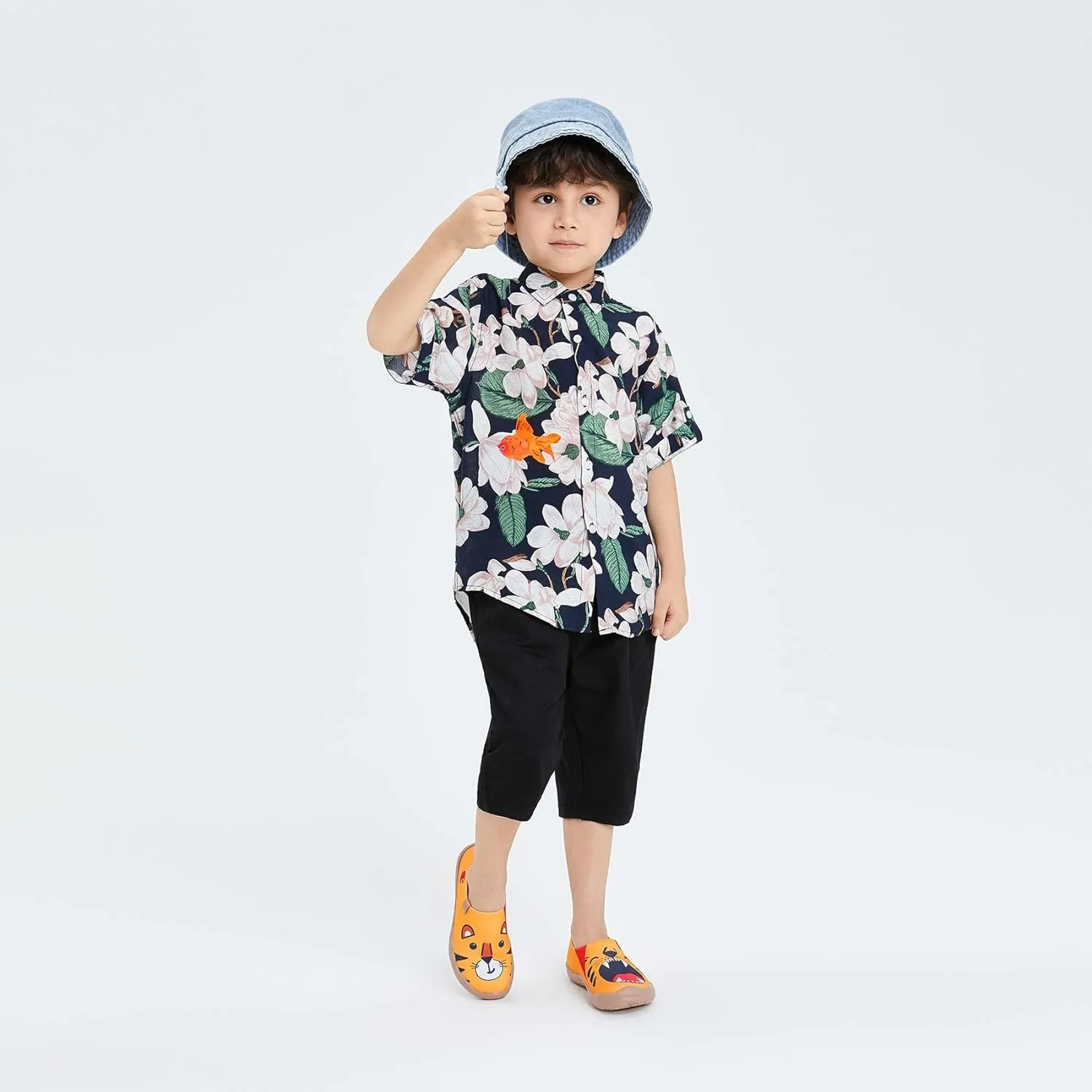 UIN Kid's The National Gallery Collaborative Collection Art Painted Travel Shoes
