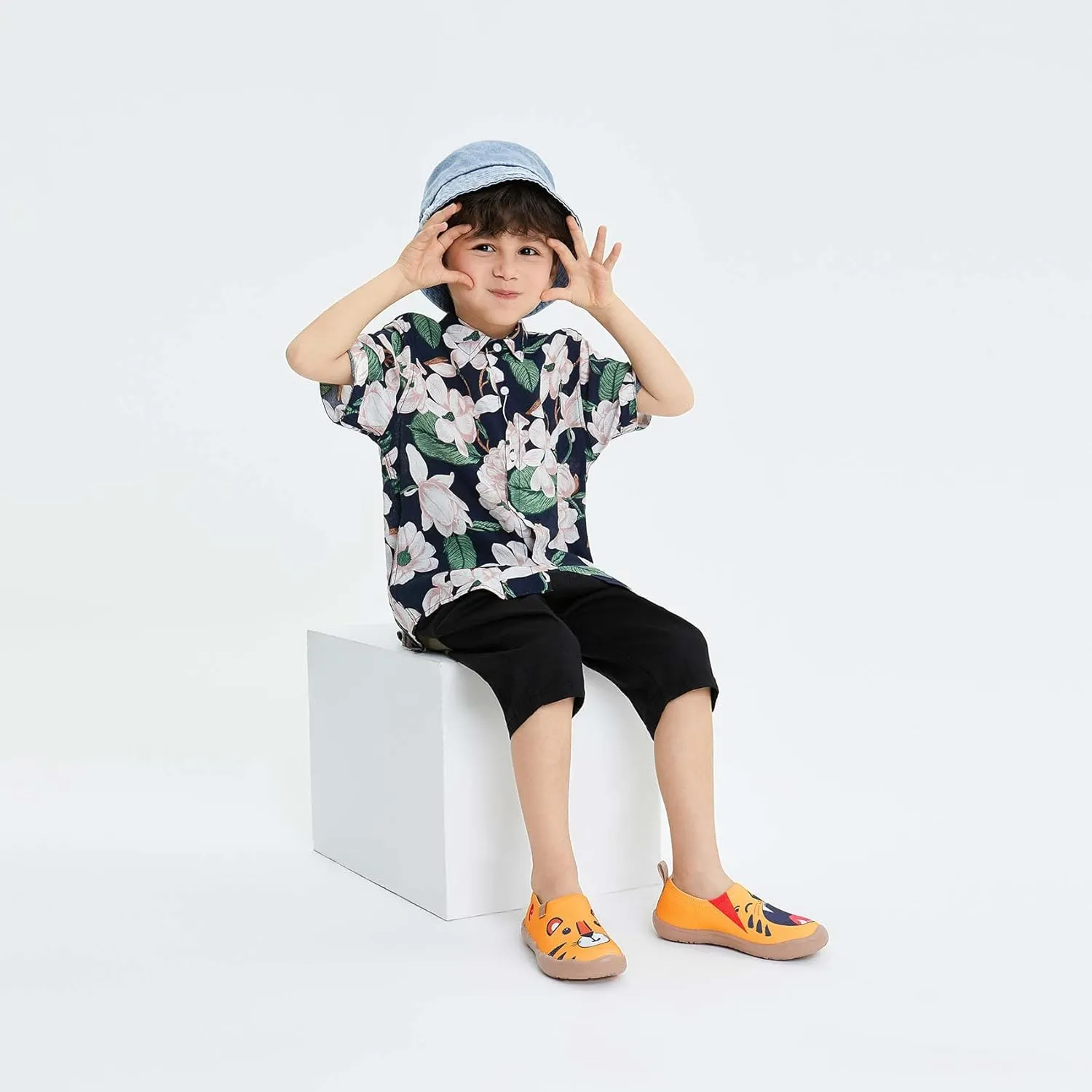UIN Kid's The National Gallery Collaborative Collection Art Painted Travel Shoes