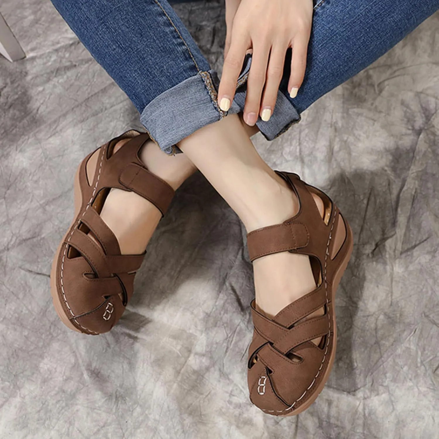 Women Canvas Slip On Lightweight Mule Sneaker,Summer Fashion Open Back Flats Walking Shoes Closed Round Toe Low Top Casual Comfort Print Flat Slippers Slip Non-Slip Sneakers 2025 Loafer