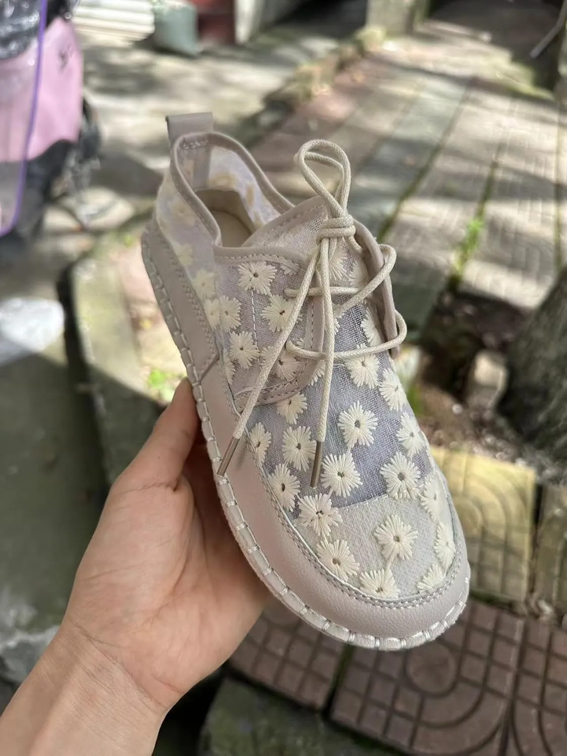 Women's Fashion Canvas Sneakers Mesh Knitted Upper Low Cut Casual Shoes Women's Fashion Sneakers Dressy Floral Embroidery