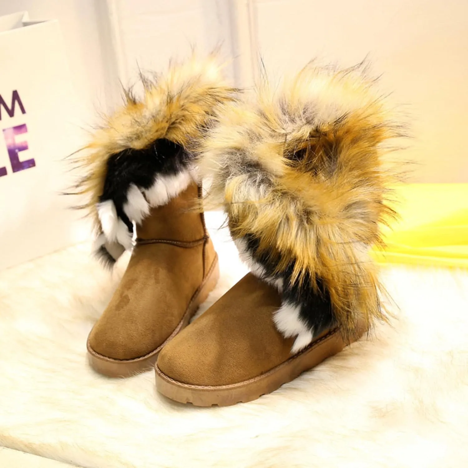 Women's Faux Fur Winter Snow Boot Suede Furry Fluffy Short Ankle Boots Warm Comfortable Outdoor Flat Mid-Calf Boots