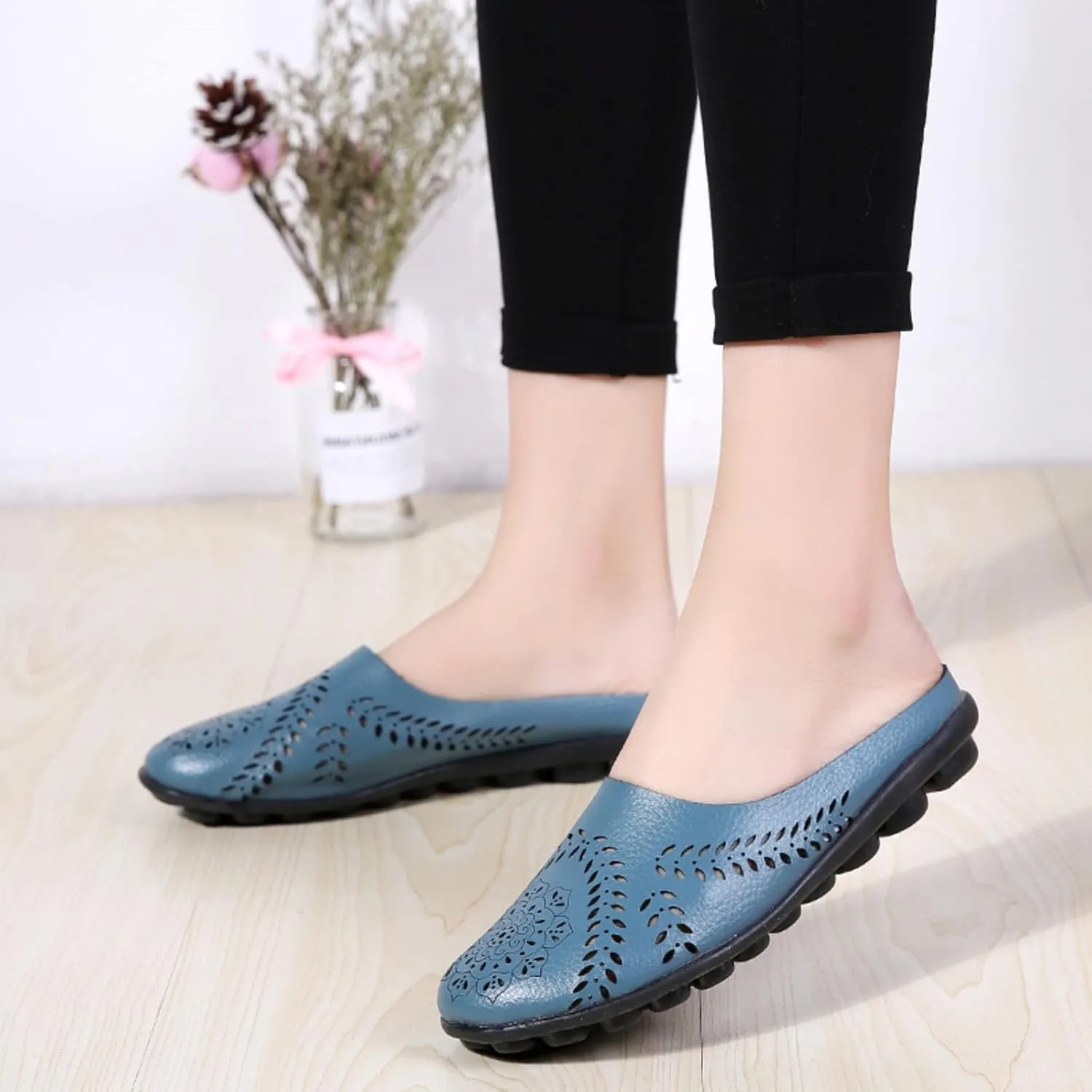 Women's Floral Casual Fashion Flat Mules Hollowed Out