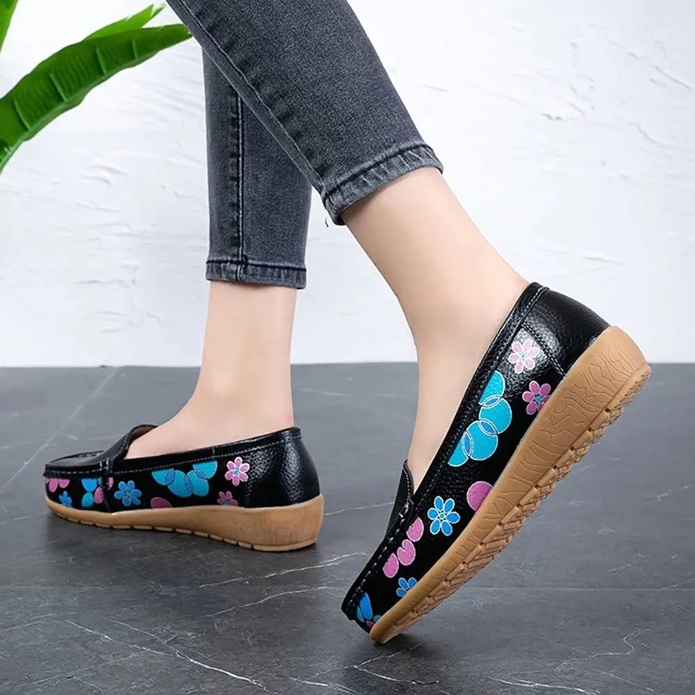 Women's Leather Loafers Driving Moccasins Casual Slip-On Boat Shoes Comfort Walking Flat Loafer for Women Wide Width