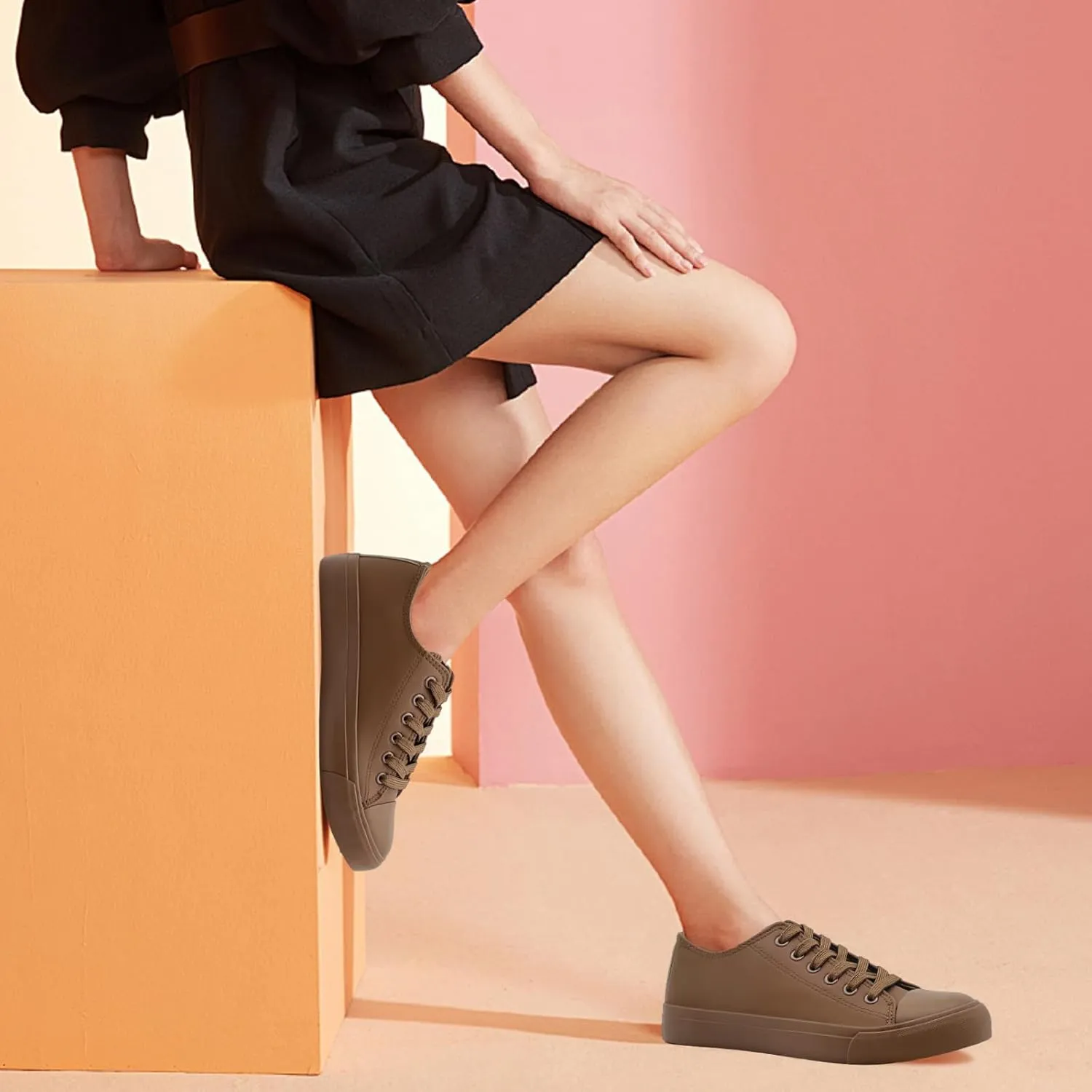 Women’s Men’s Fashion Sneakers Low Top PU Leather Shoes for Women Men Classic Lace Up Sneakers Casual Tennis Walking Shoes Comfortable