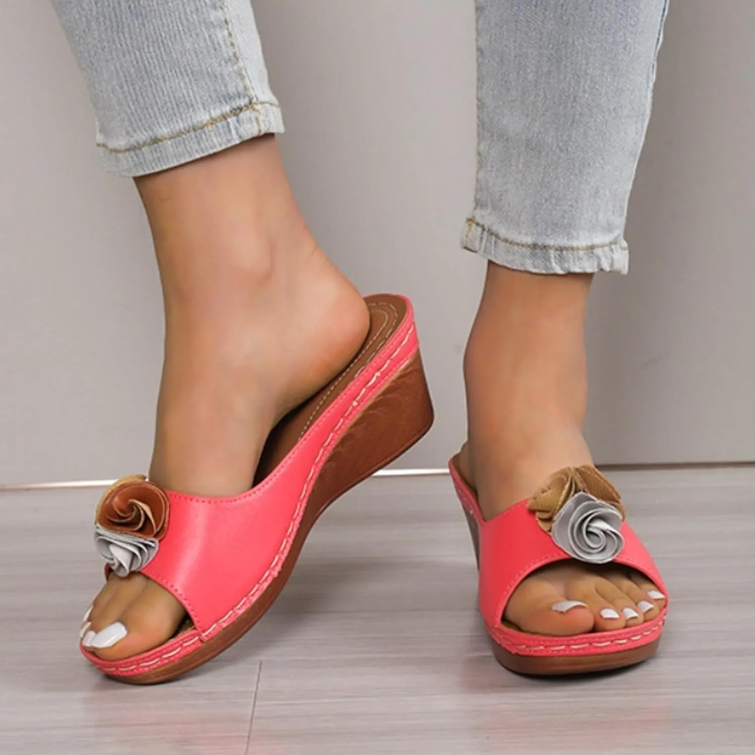 Womens Summer Beach Sandals Wedge Low Open Toe Slides Ladies Dressy Slipper Platform Flower Arch Support Solid Color Orthotic Leather Slip on Walking Casual Sandal Bohemian Fashion Slippers