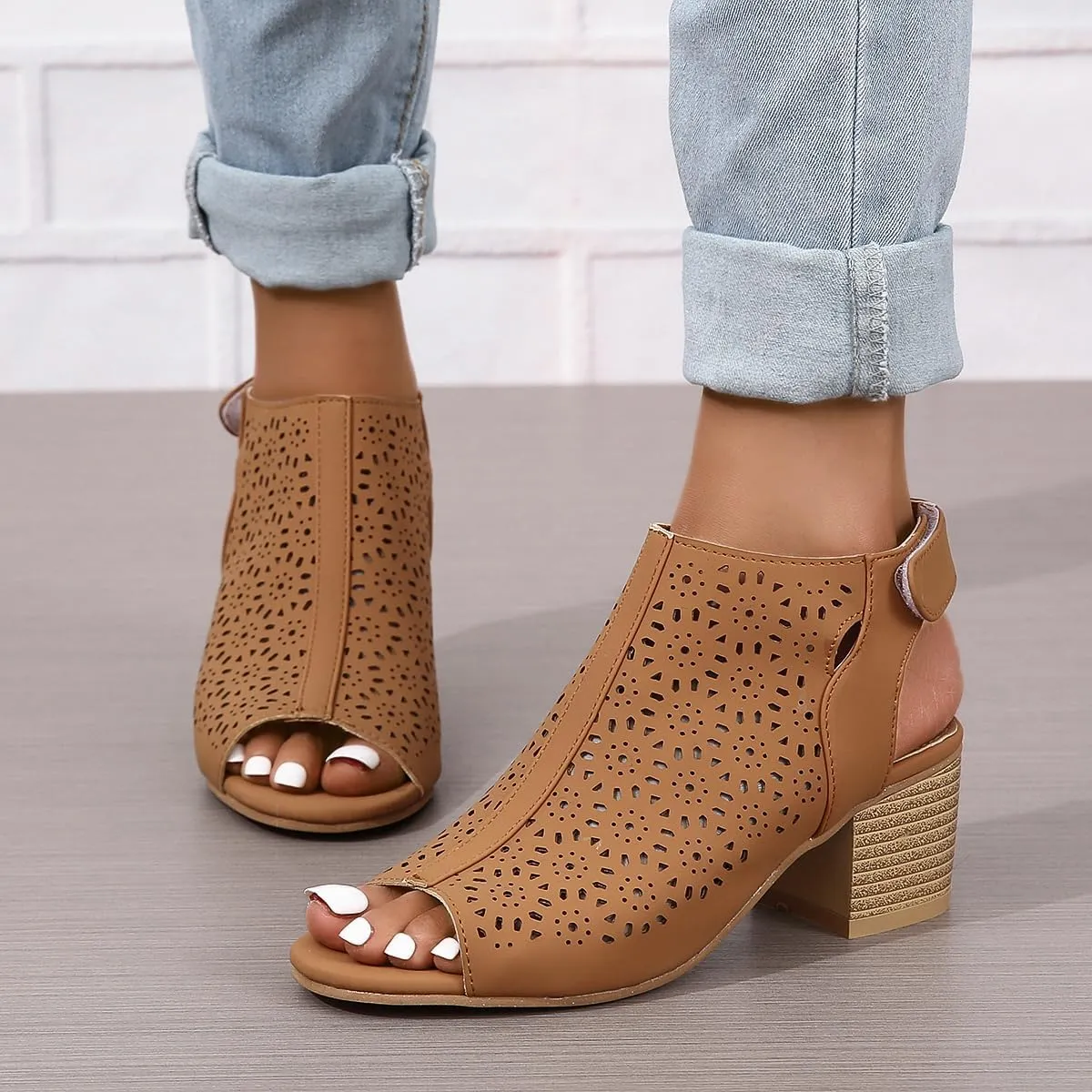 ZDLJLY Peep Toe Booties Women, Ankle Booties Skeleton Boots Hook & Loop Strap Cut Out Mid Block Heel Sandals for Women